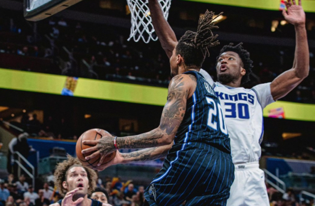 关于甘肃队后卫连环中投,高效得分让对手大跌眼镜的信息 关于甘肃队后卫连环中投,高效得分让对手大跌眼镜的信息