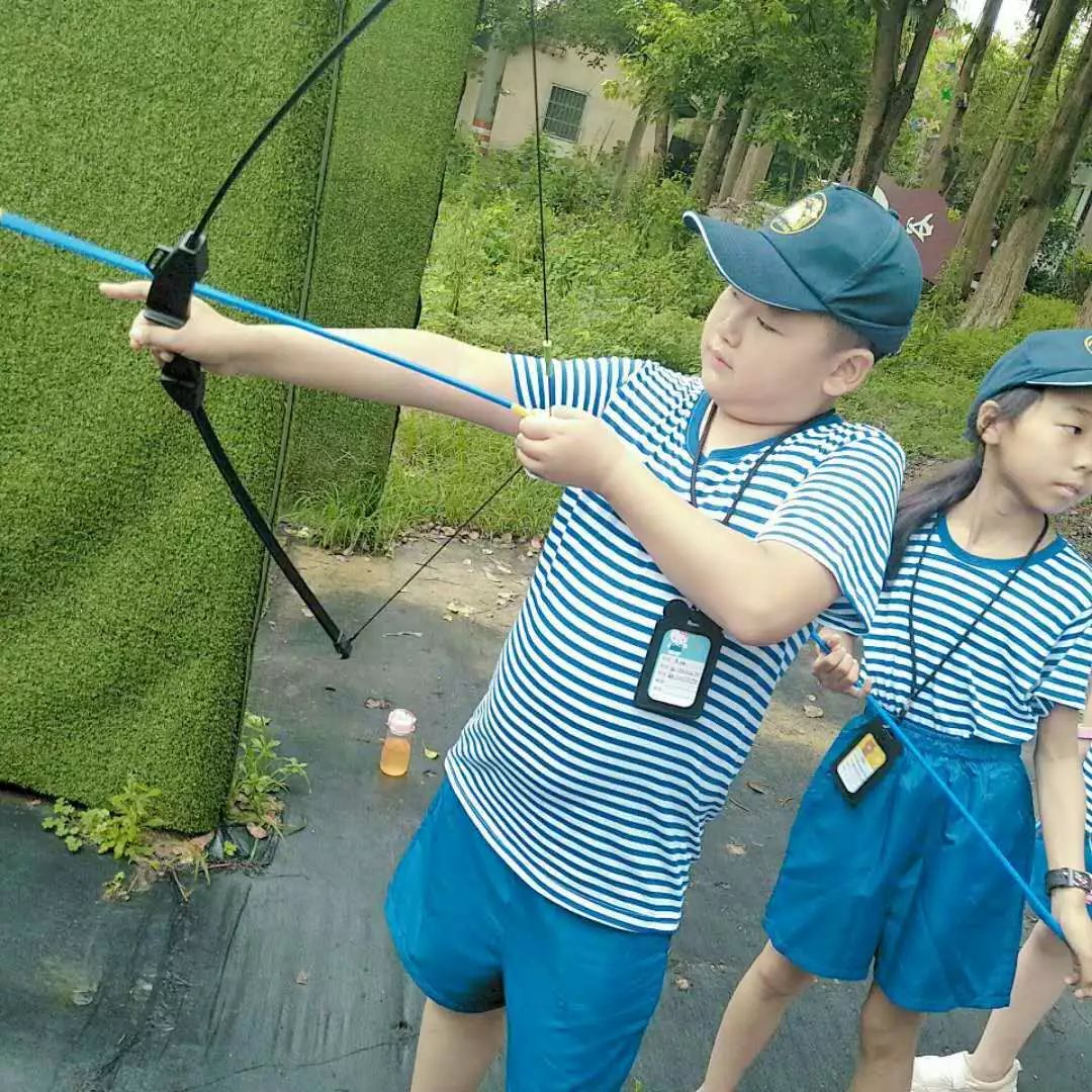 包含捷克射箭名将箭无虚发，实现突破的词条