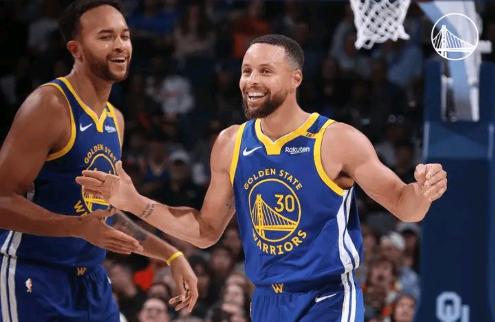 关于勇士一路领先尼克斯，库里命中全场最多三分的信息