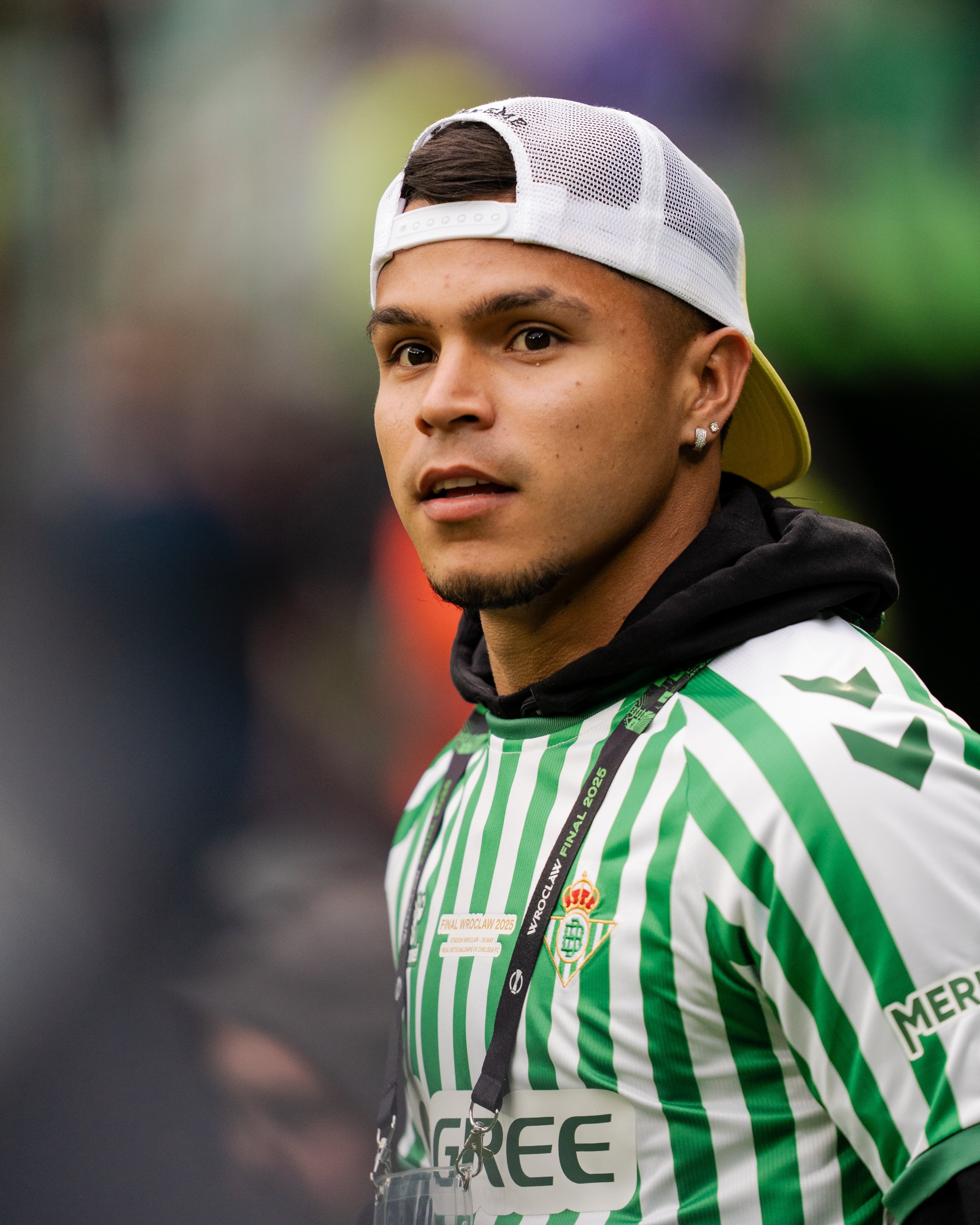 阿贾克斯意外淘汰皇家贝蒂斯，挺进欧冠半决赛