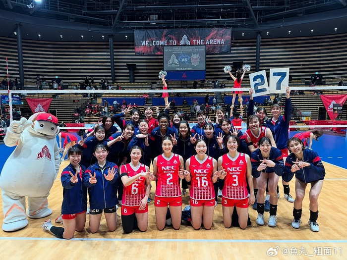 关于火箭全队团结抗敌神奇逆转创造传奇胜利的信息