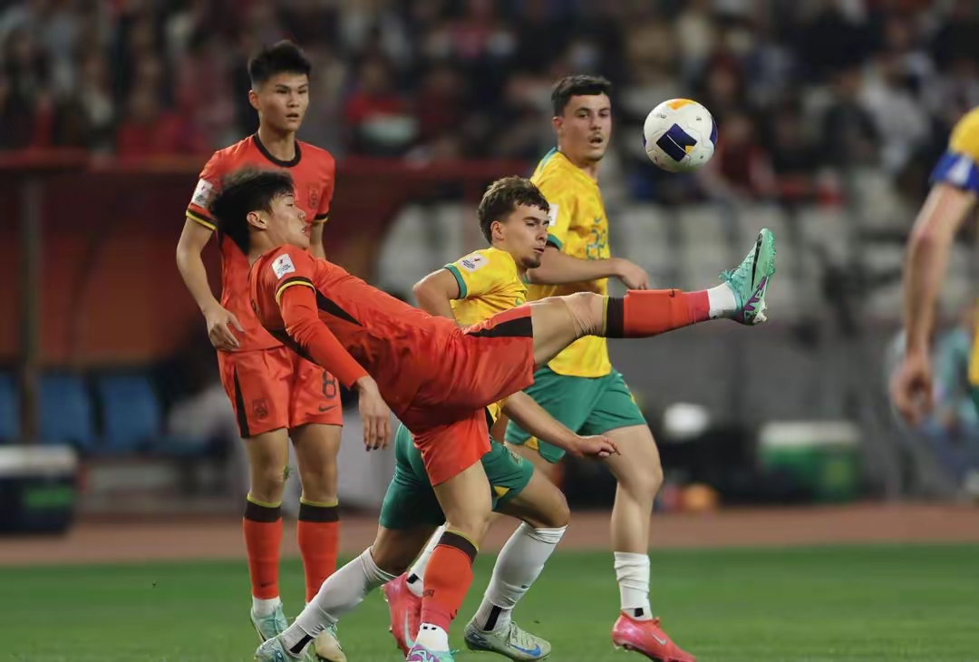 开云体育登录-球员表现冷静，帮助球队夺得胜利