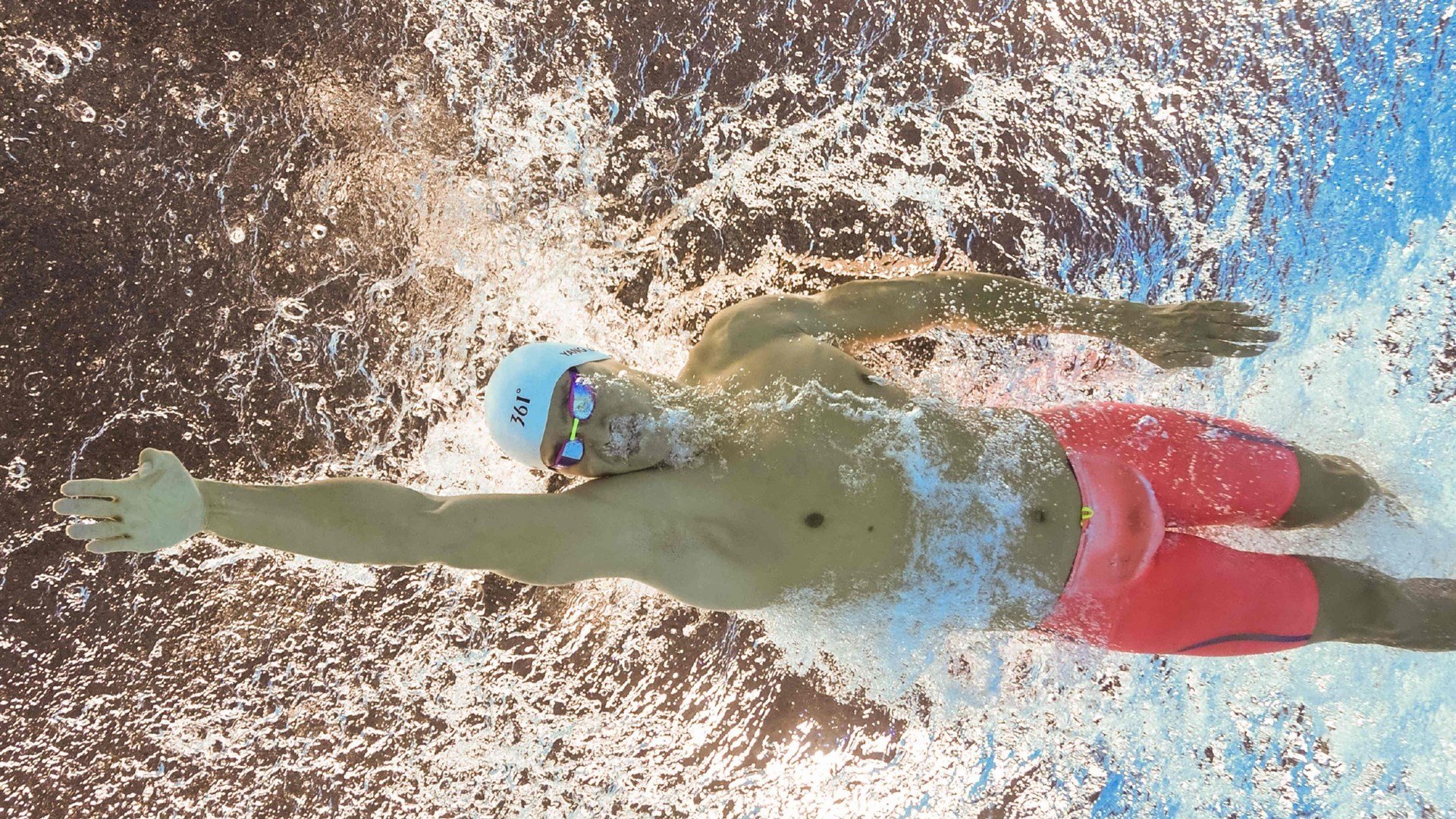 西甲国家德比之夜,武切维奇进攻端无人可挡